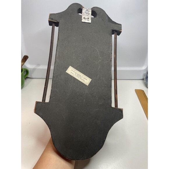 Vintage Enesco Kitchen Prayer Lady Mother ON WOODEN WALL BRACKETS - Picture 7 of 11